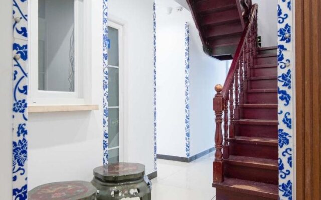 Only Cafe & Backpacker