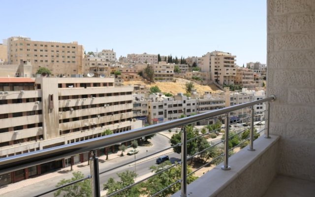 Amazing one Bedroom Apartment in Amman, Elwebdah 5