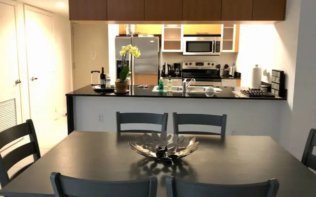 Opera Tower By Suarez Vacation Rentals