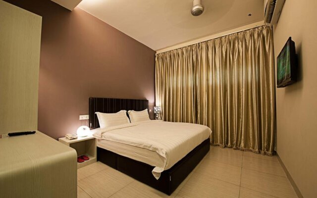 Seven Boutique Hotel