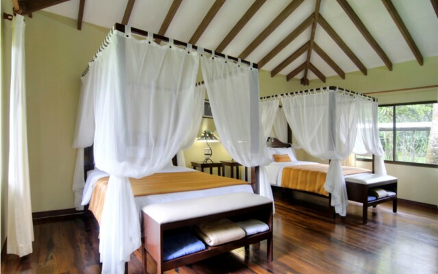Manatus Hotel