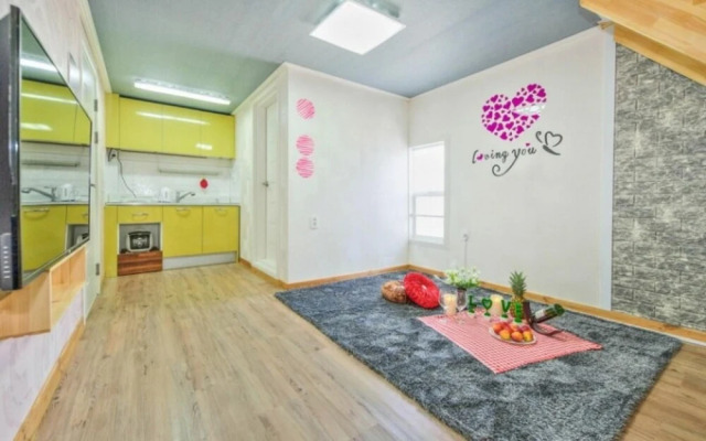 Gangneung Gyeongpo Holiday Pension
