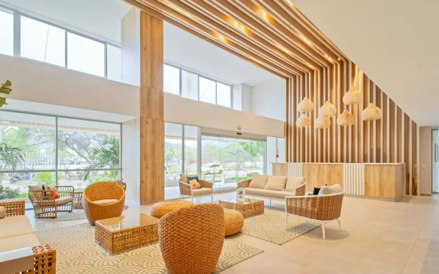 Salguero Suites By HostPro
