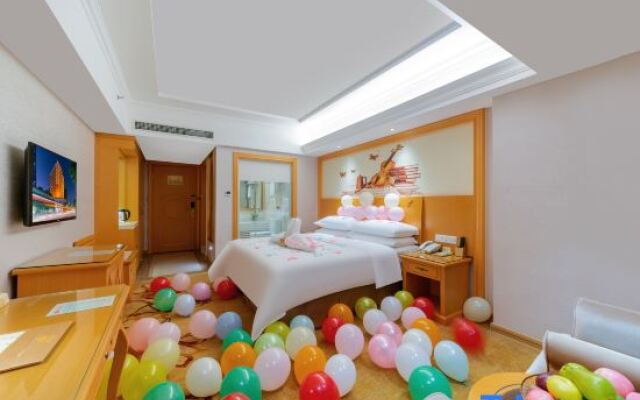 Vienna Hotel Zhongshan West District
