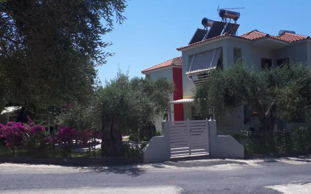 Parthenia Apartments