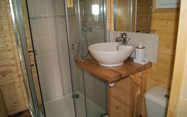 Les Cabanes de Gros Bois