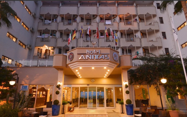 Anitas Hotel