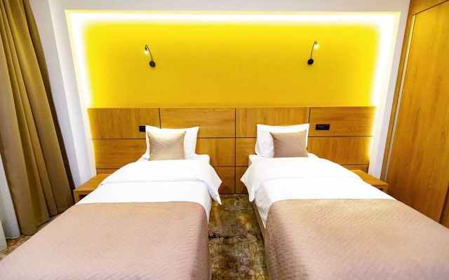 Grand View Hotel & Suites Copou