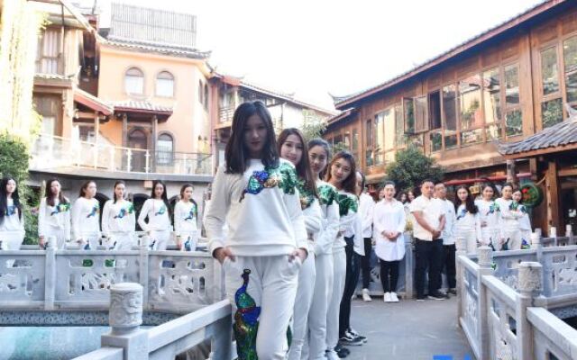 Lisiman Inn (Lijiang Art Club)