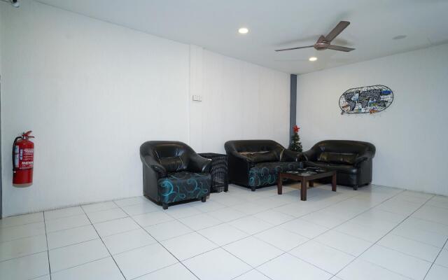 OYO 89895 Senses Budget Hotel