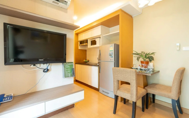 Greenview Ekkamai 10 by OYO Rooms