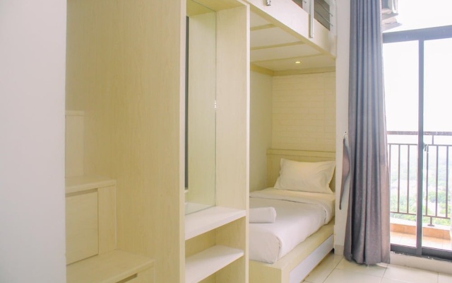 Simply And Cozy Living Studio With Single Bed At Dave Apartment – Guest Rooms – Depok