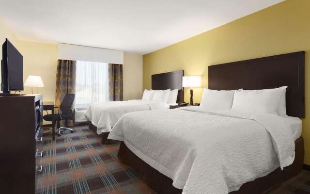 Hampton Inn Fairmont