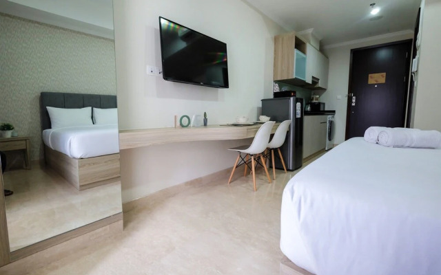 Minimalist Studio Menteng Park Apartment