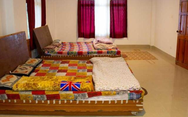Nongkhlaw Hills Guest House