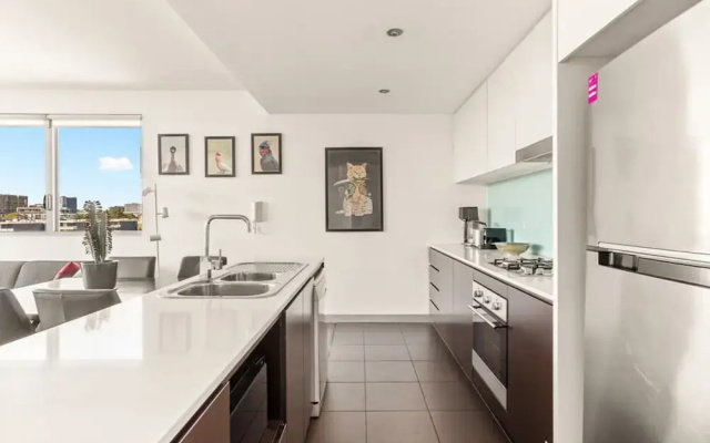 Spacious 2-bed With Two Balconies With City Views
