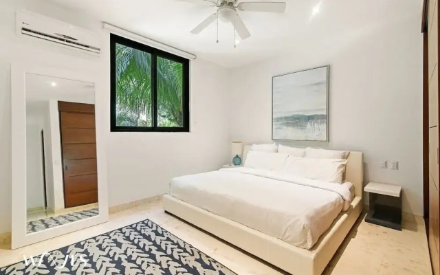 2 Br. Luminous and Spacious Pool View Apt