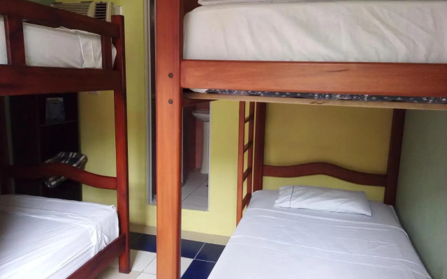 Hostal Surf Olón