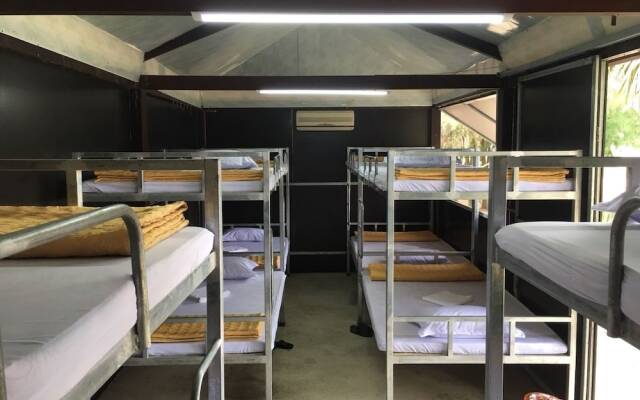 Tung Thu Beach Bungalow