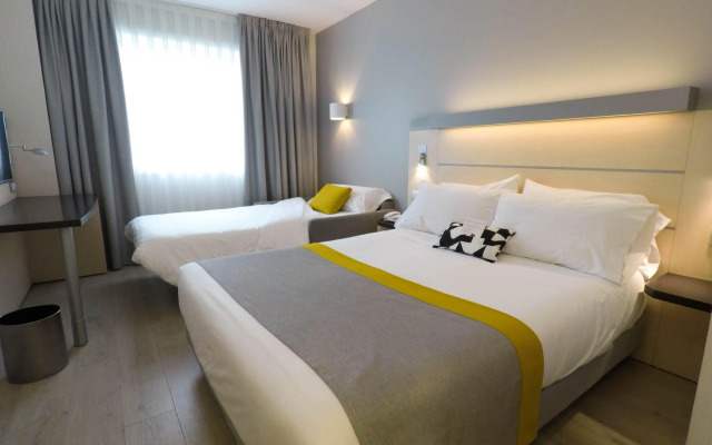 Holiday Inn Express Pamplona by IHG