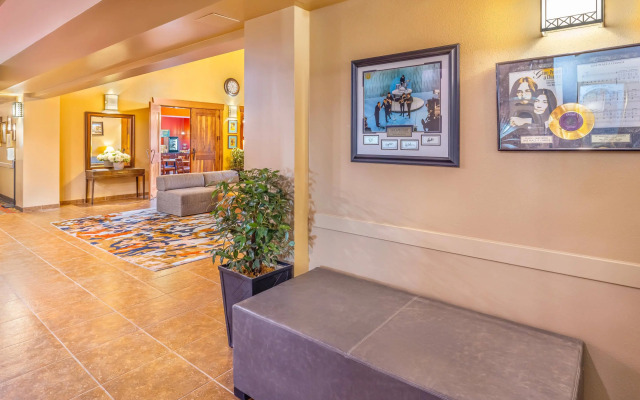 Quality Inn & Suites