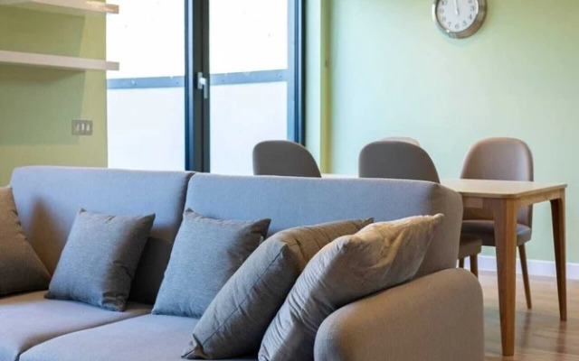 Amazing 2 Bedroom Apartment With Views of Edinburgh Castle