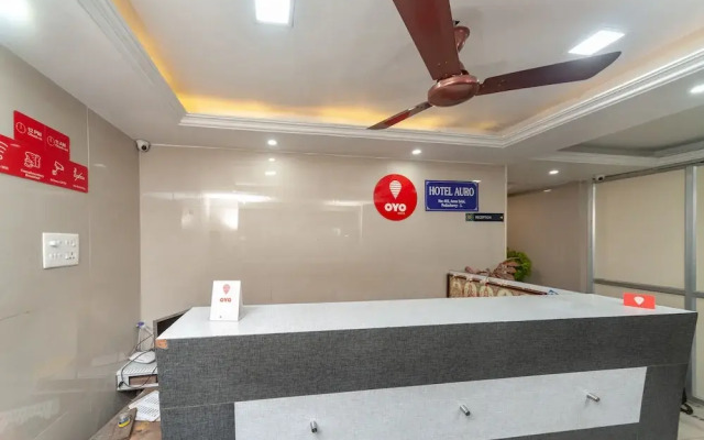 OYO 10807 Hotel Auro