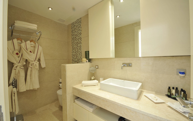 Casa dell'Arte Hotel of Arts & Leisure