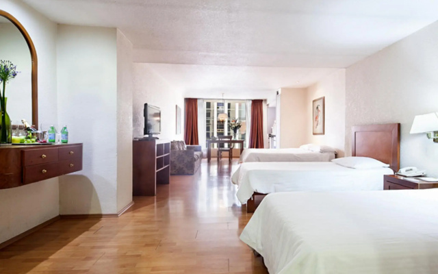 Exe Suites San Marino Hotel