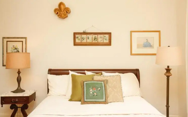 Royal GuestHouse