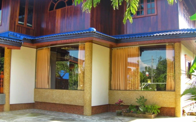 Suandarbporn Resort Mae Sot