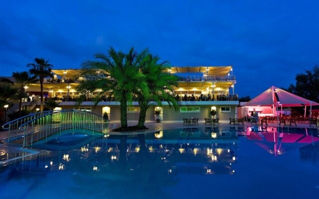 Mira Meridia Beach Hotel