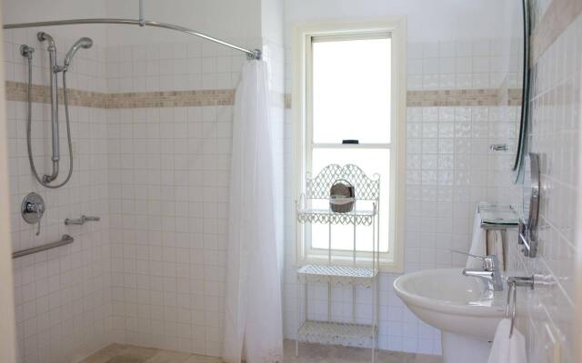 Avoca Valley Bed & Breakfast