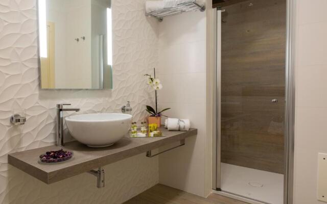 Aurum Suites