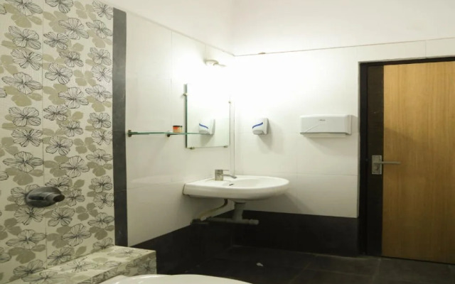 OYO 23541 Vijay Shanta Hospitality