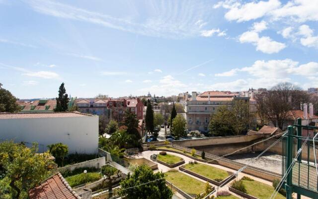 Rato by Central Hill Apartments