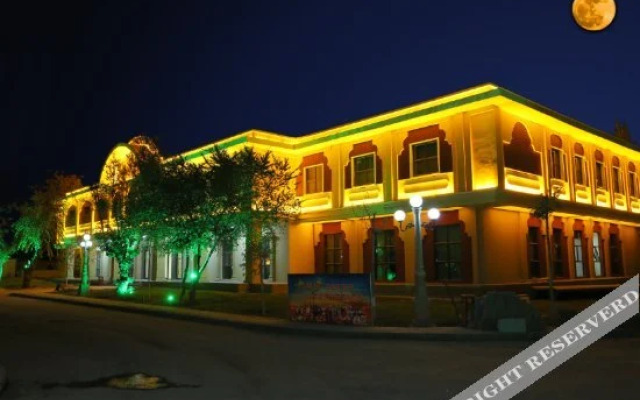 Shuangcheng Hotel