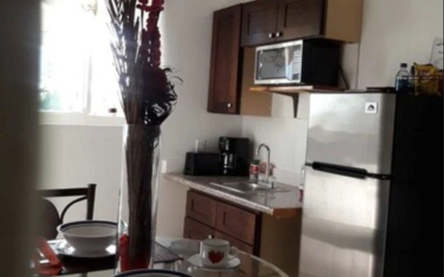 Bell At The Airport Suites Adults Only ( Free Airport Transportation)
