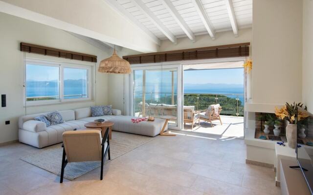 Above Blu Villa in Gaios