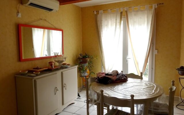 House With one Bedroom in Saint-rémy-de-provence, With Wonderful Mount