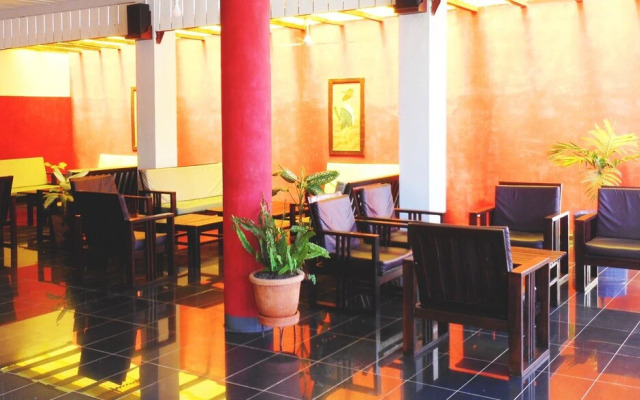 Saara Hotel