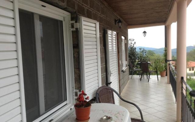 Guesthouse Lamprini