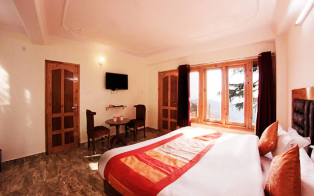 Hotel Kalra Regency