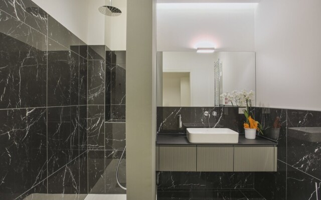Milan Luxury Suite-hosted by Sweetstay