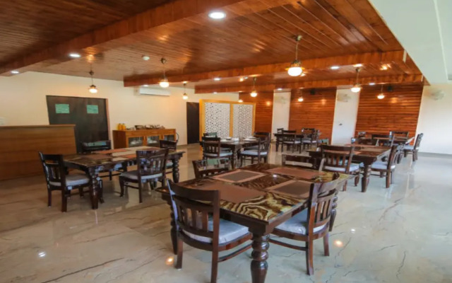 Amritara Social Palace