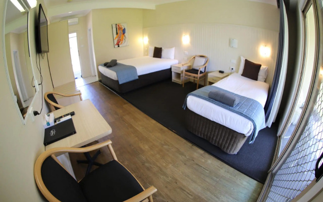 Sleepy Hill Motor Inn