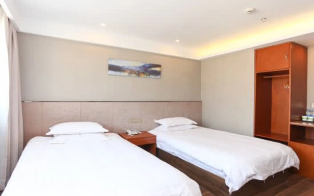 莫泰168(南通长江路店)