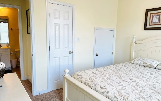 Angling Inn 4 Bedroom Home by RedAwning