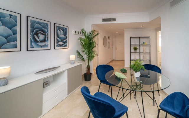 Comfy And Stylish Puerto Banus Apartment