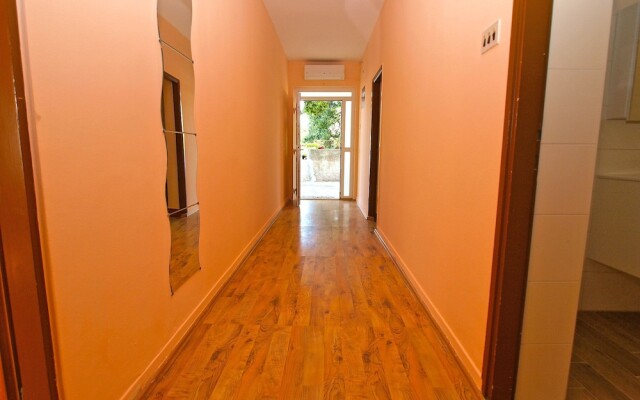 Apartment 1157